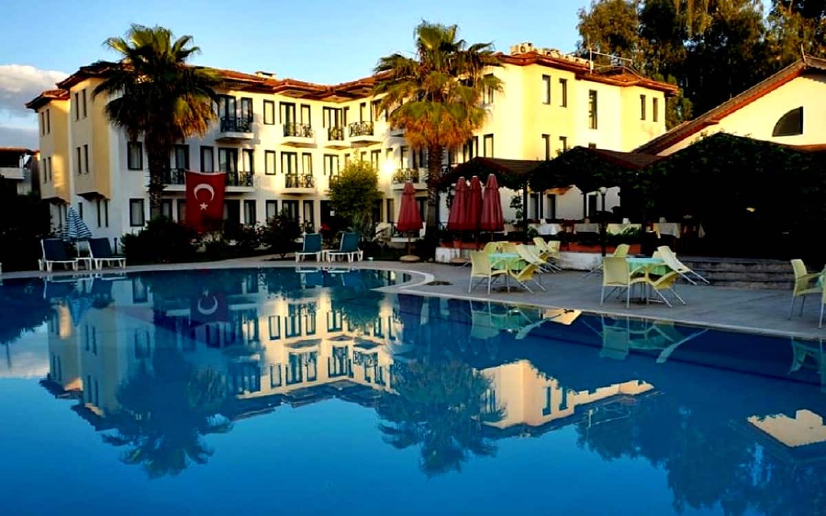 Bezay Hotel