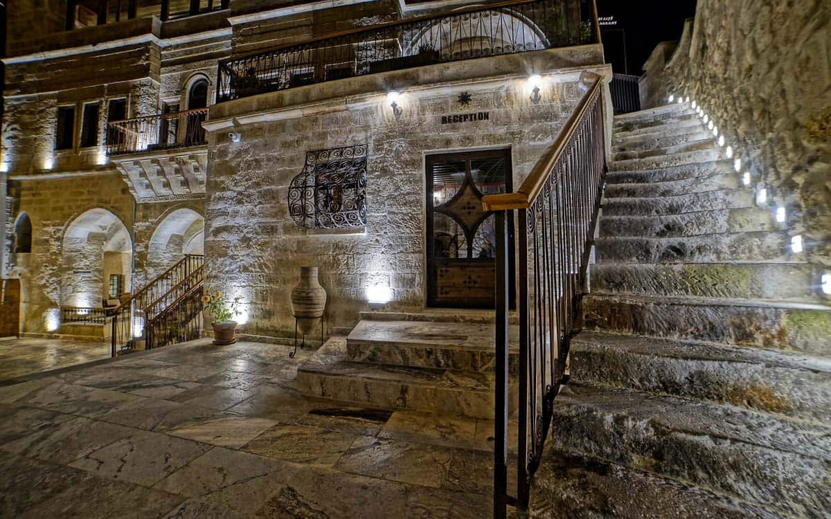 Nostalji Cave Suite