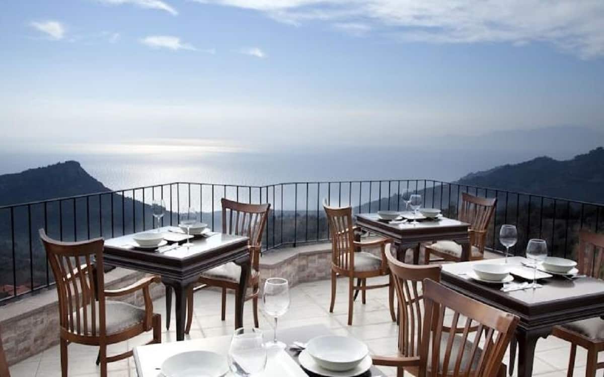 Kayalar Terrace