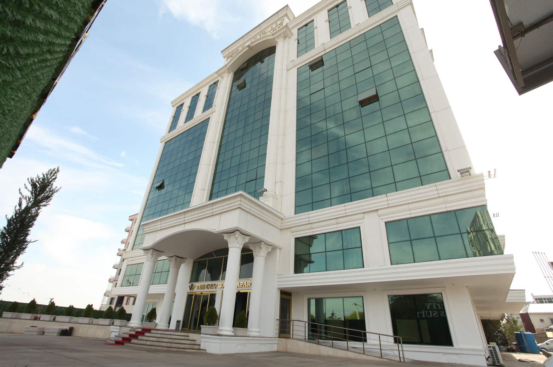 The City Walls Suit Otel