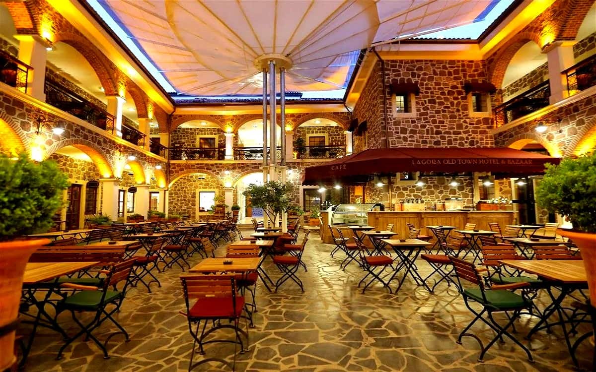 L'Agora Old Town Hotel