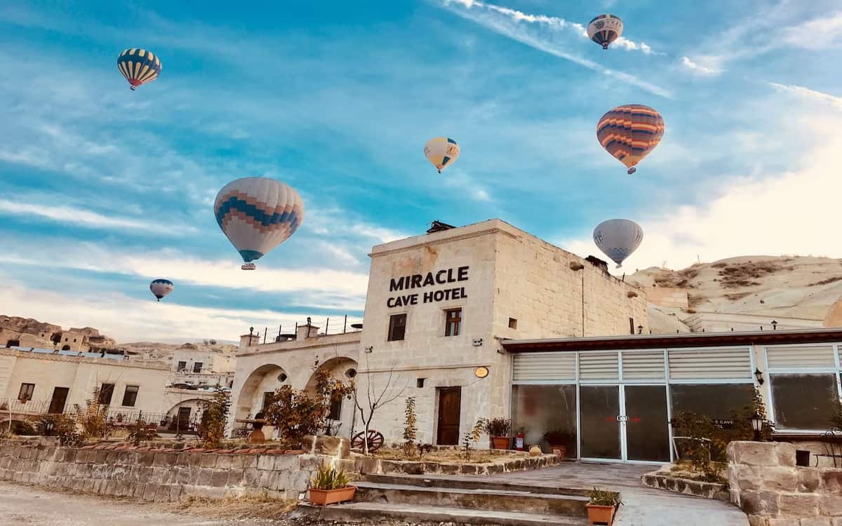 Milagre Cave Hotel