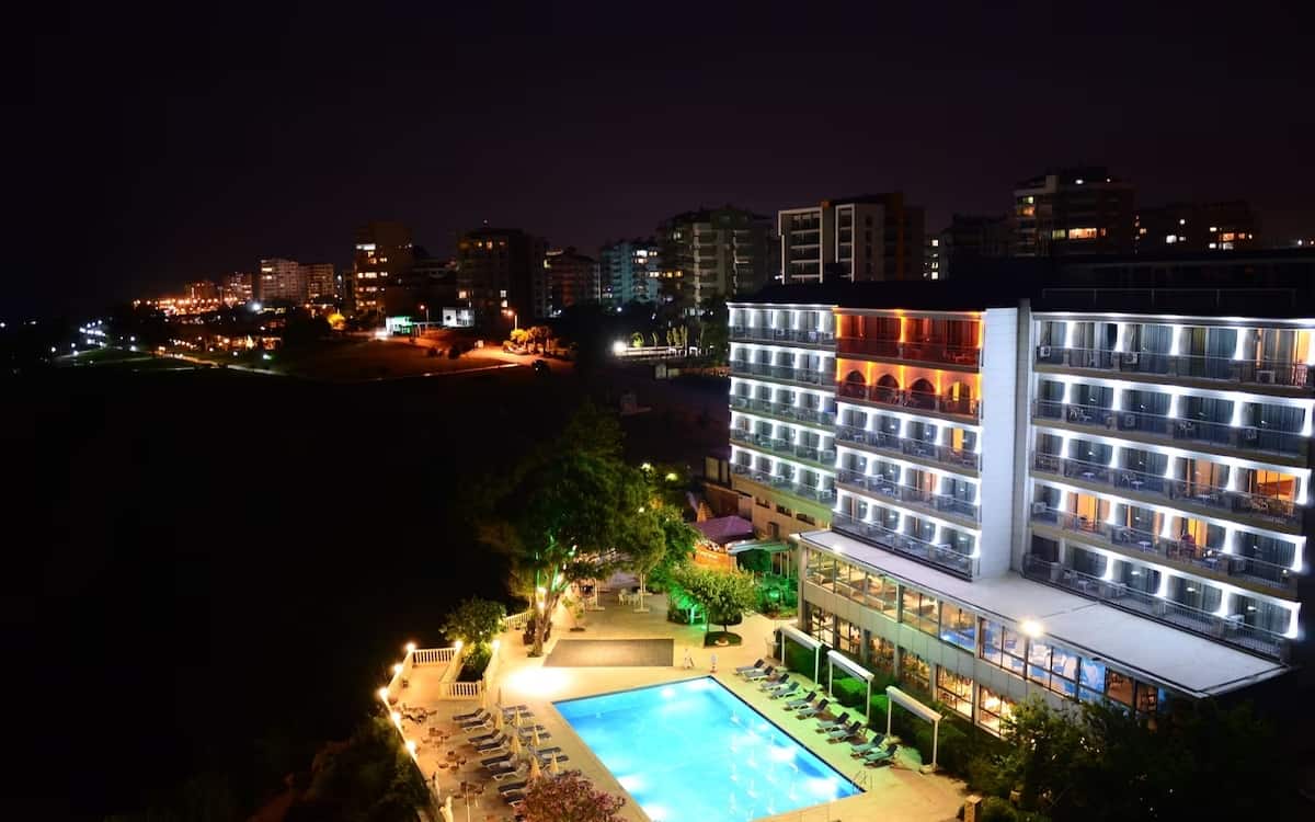 Lara Hotel