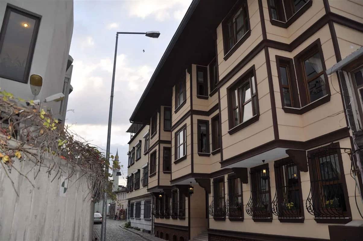 Aruna Hotel