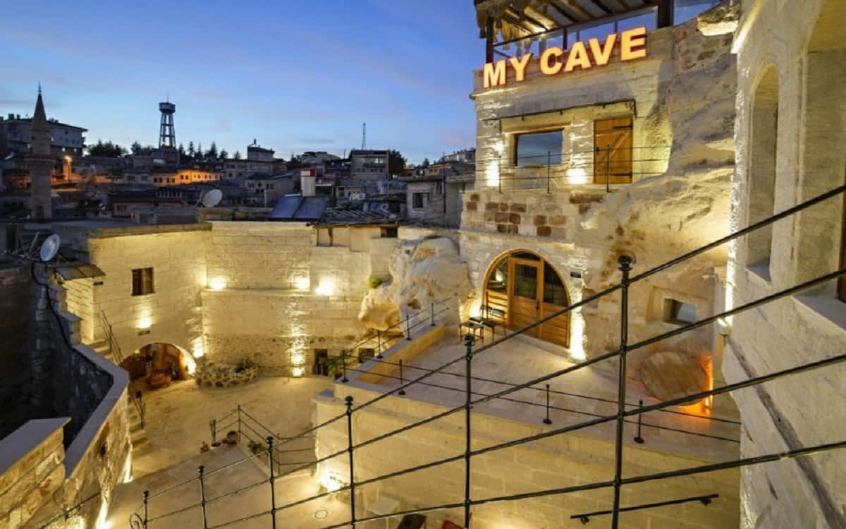 My Cave Suites