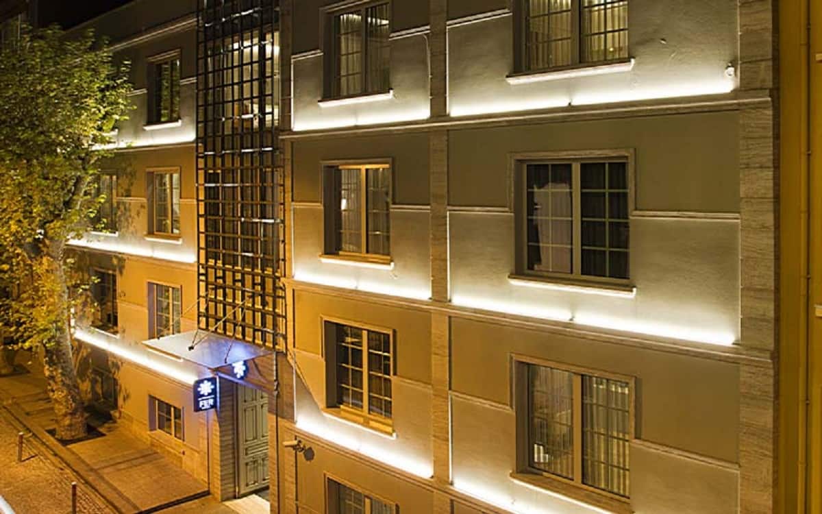 Fer Hotel