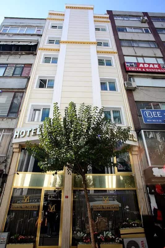 Metrolux Hotel