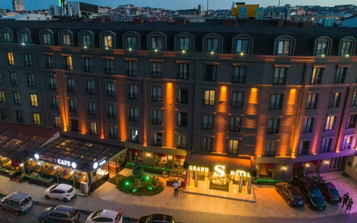 Grand S Hotel