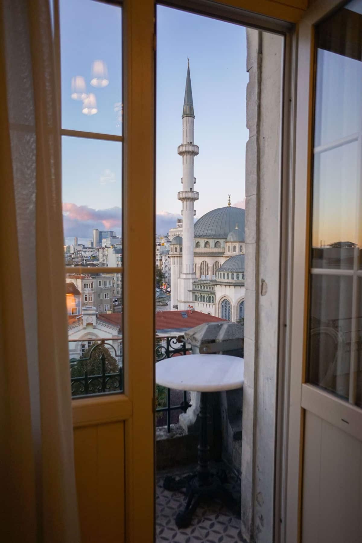 Triada Residence Apart Hotel
