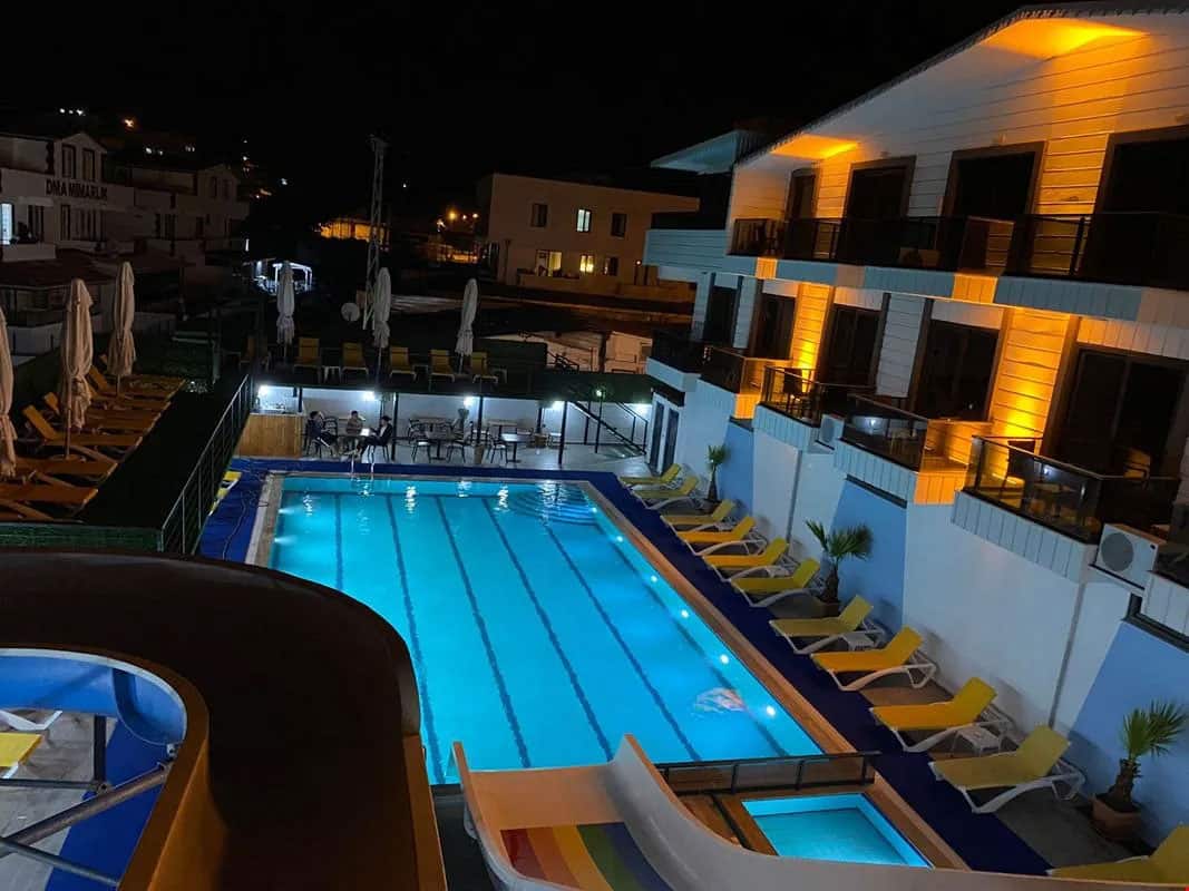 Atas Aqua Otel