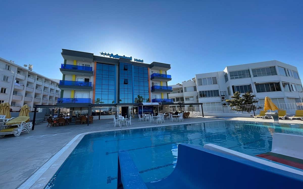 Admiral Hotel