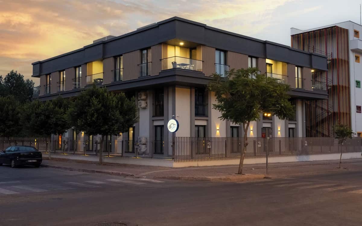 Rudblu Suites