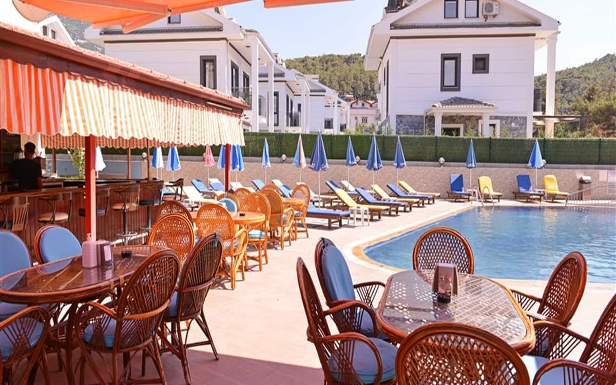 Tolay Hotel