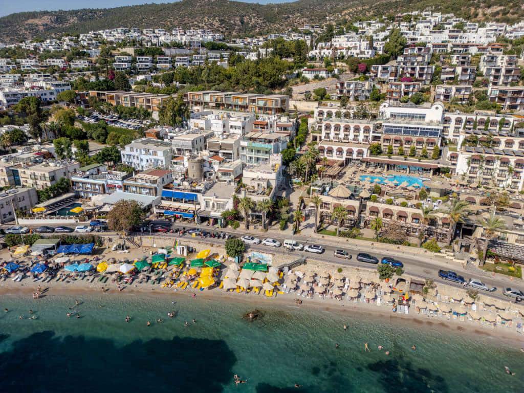 Mia Hill Suites Hotel