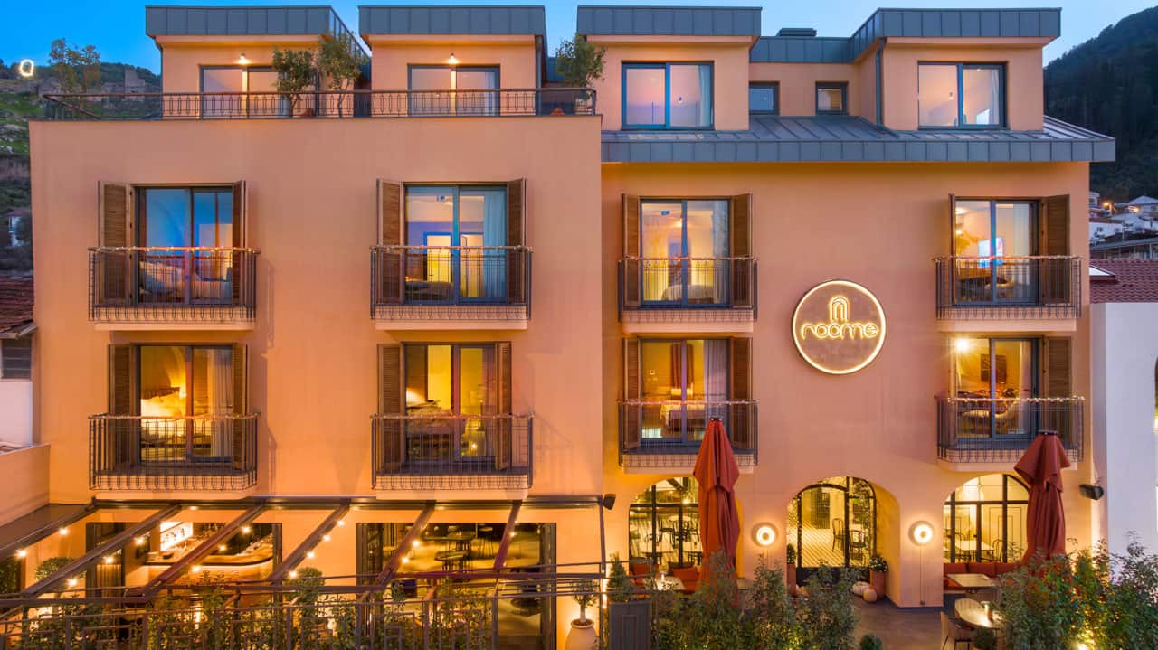 Roome Hotel