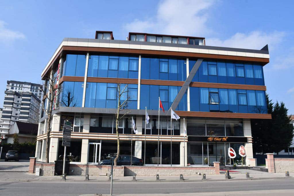 Hmz Luxury Hotel