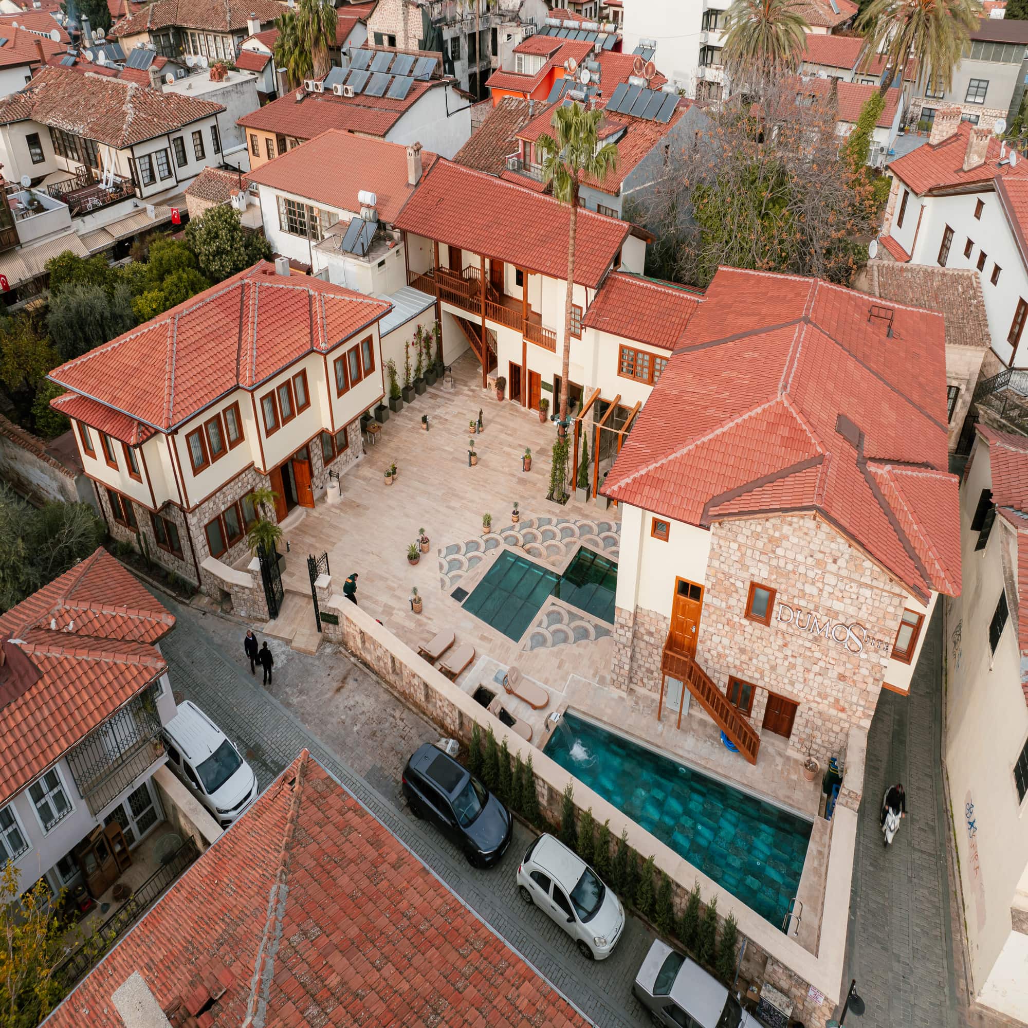 Dumo Suite Hotel