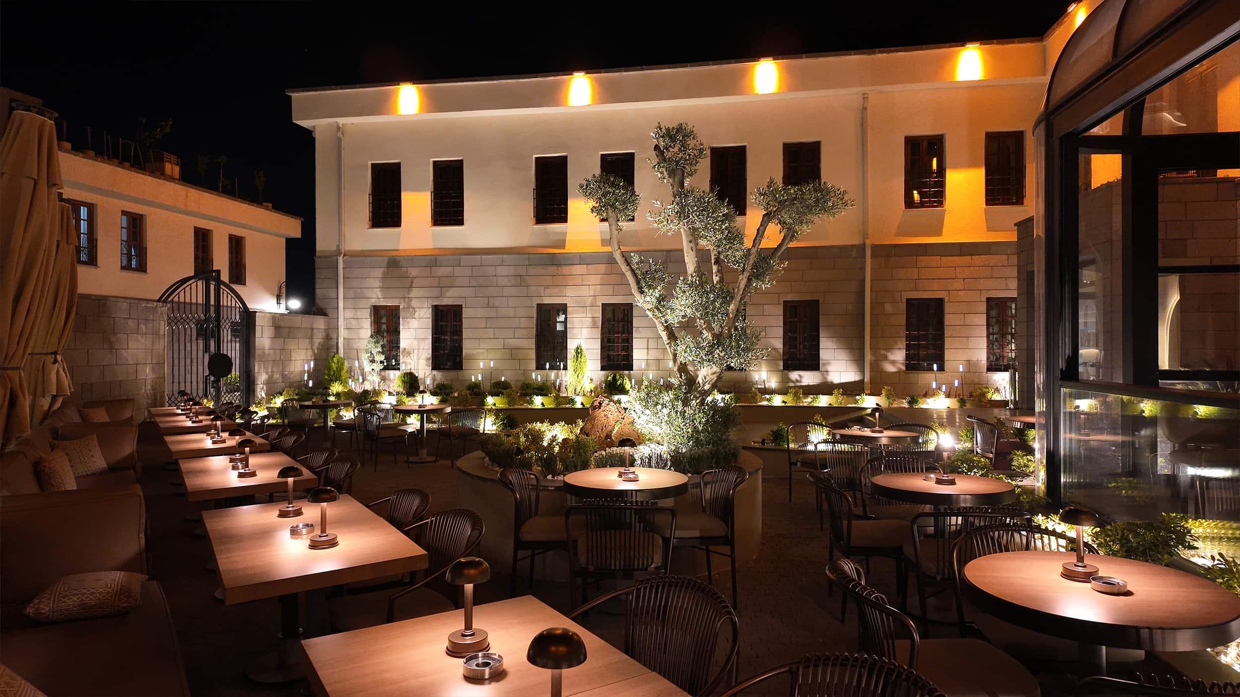 Rempart Hotel