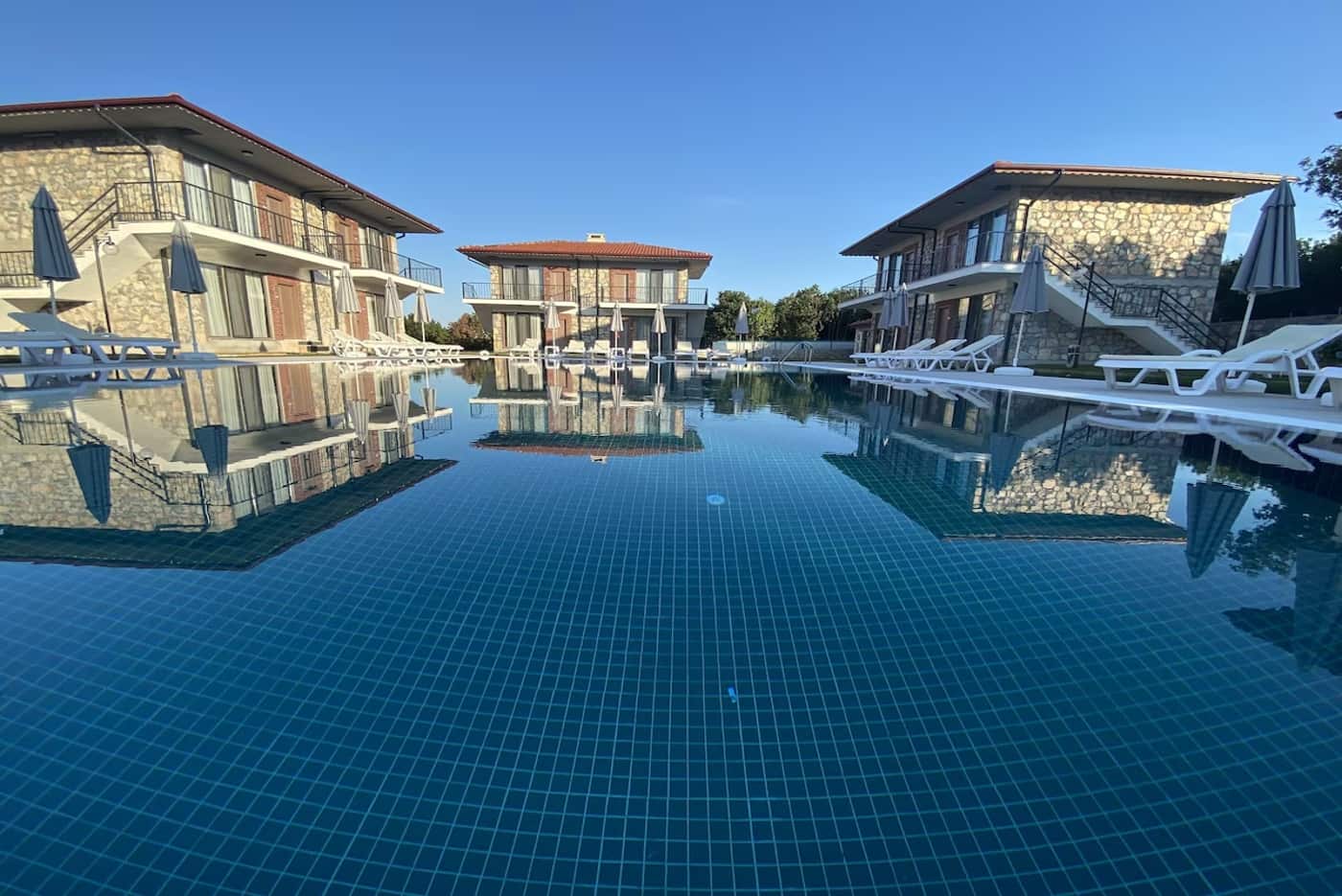  Hotel Rezve