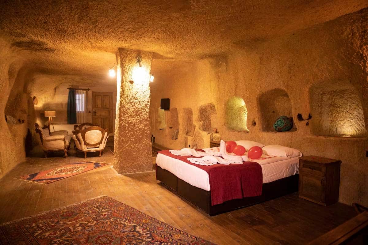 7 Oda Kapadokya Cave House