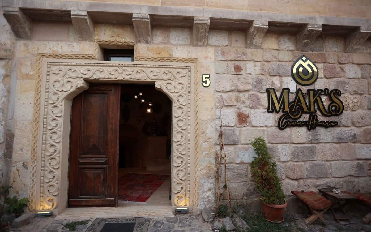 Maks Cave House