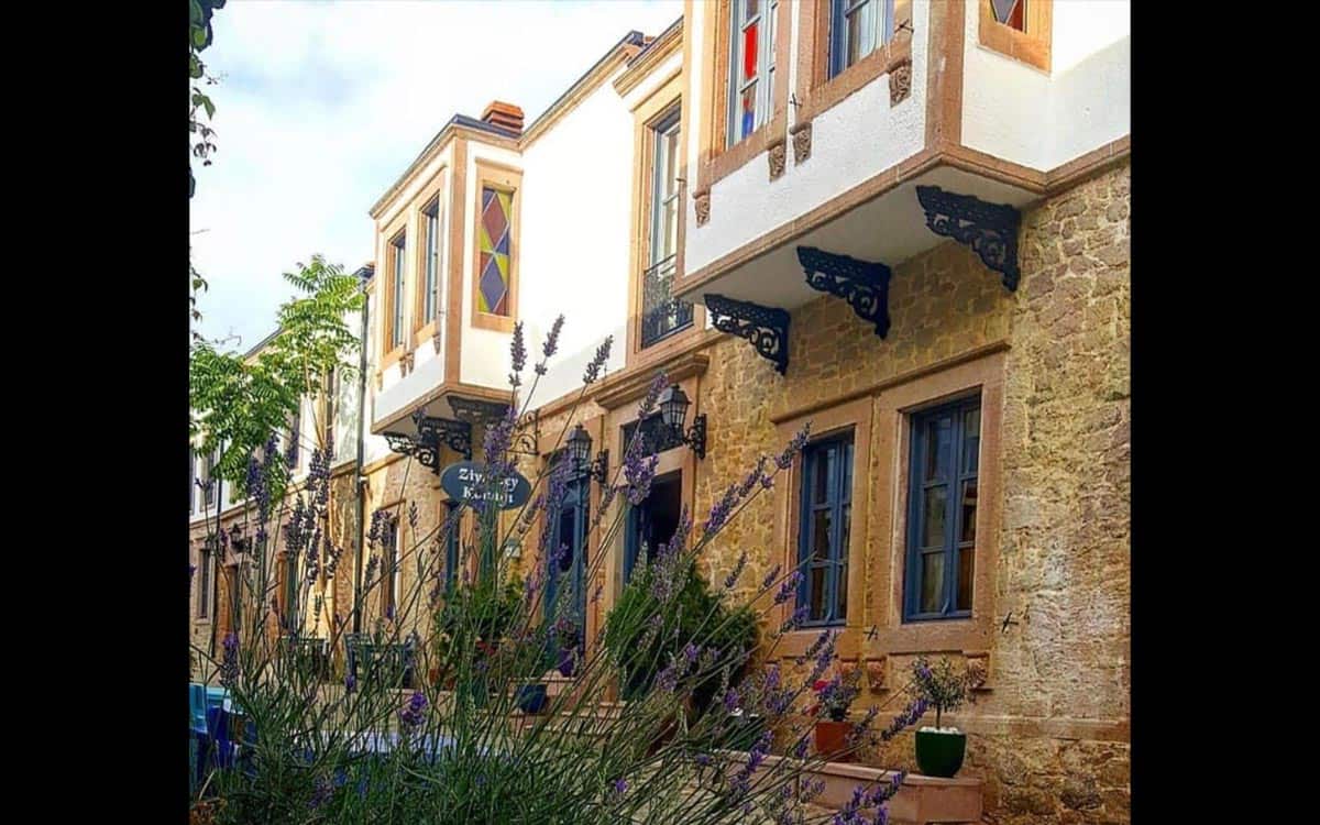 Ziya Bey Konağı