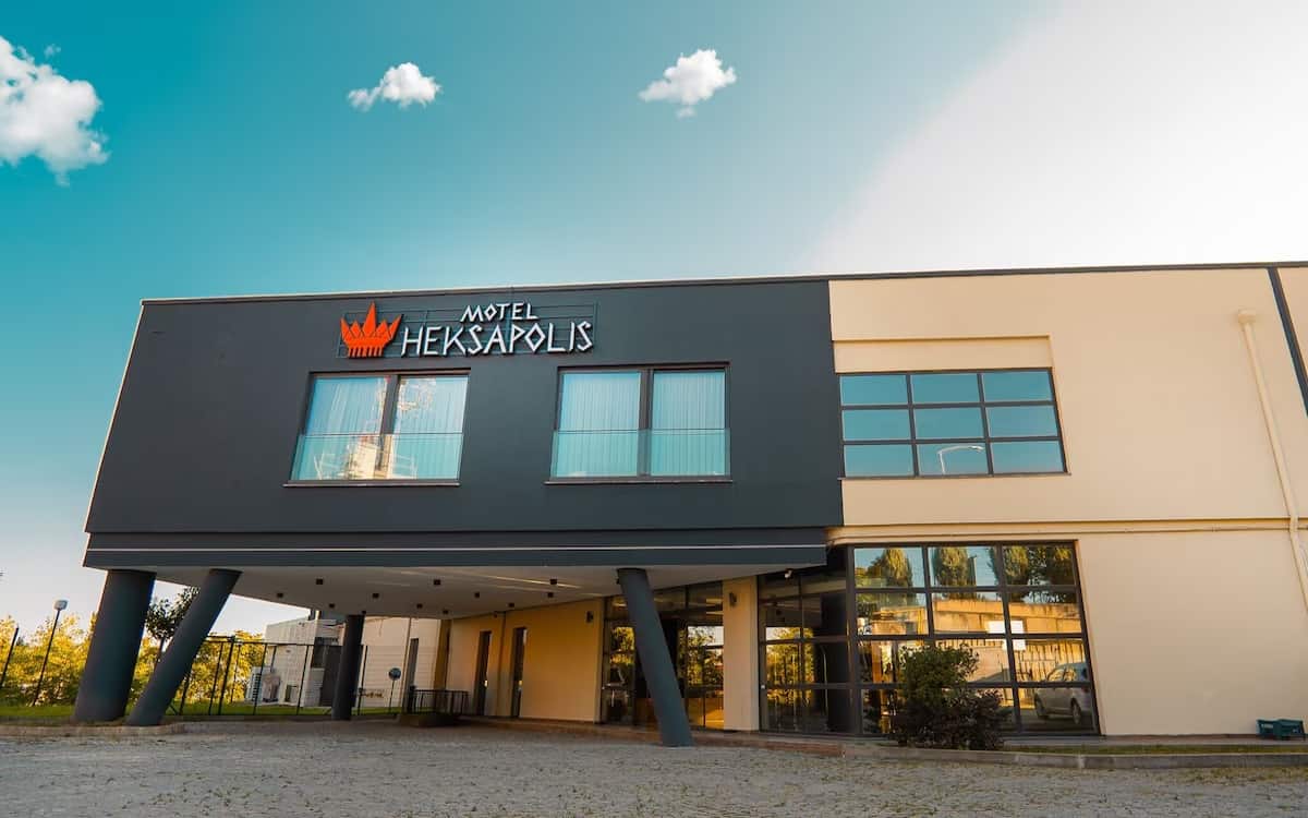 Motel Heksapolis
