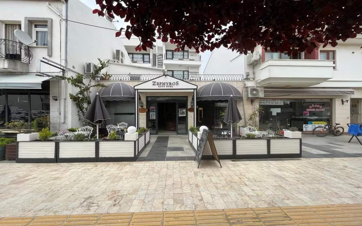 Zephyros City Otel