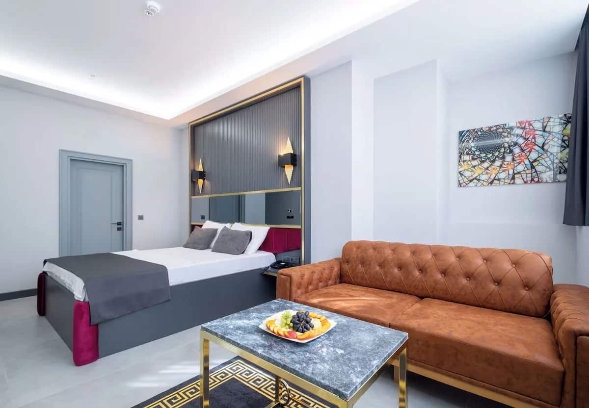 216 Prestige Suite