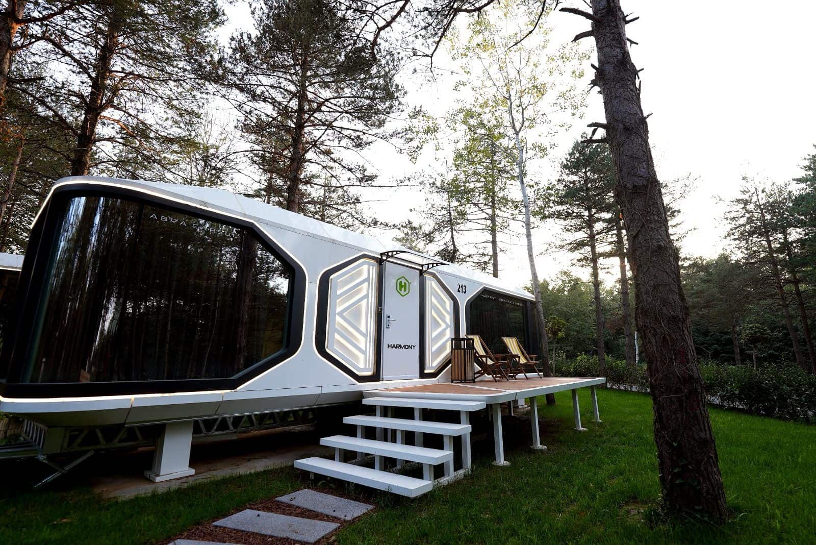 Capsule House