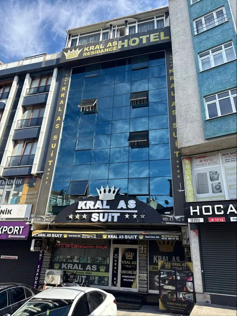 Kral As Suit 