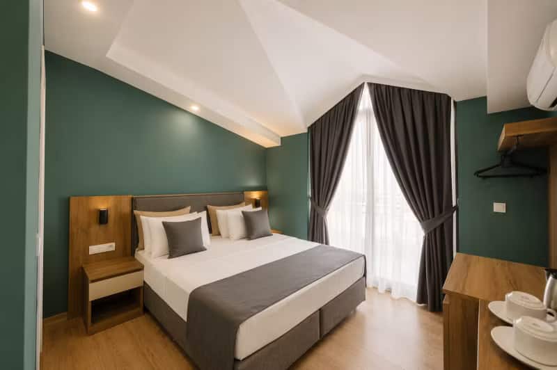 Deluxe Çift Kişilik Oda, Şehir veya Dağ Manzaralı