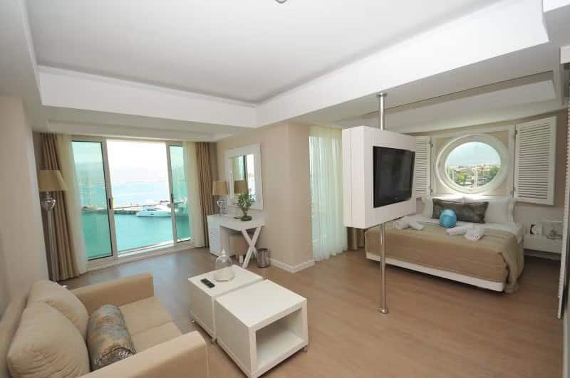 Suite, Deniz Manzaralı