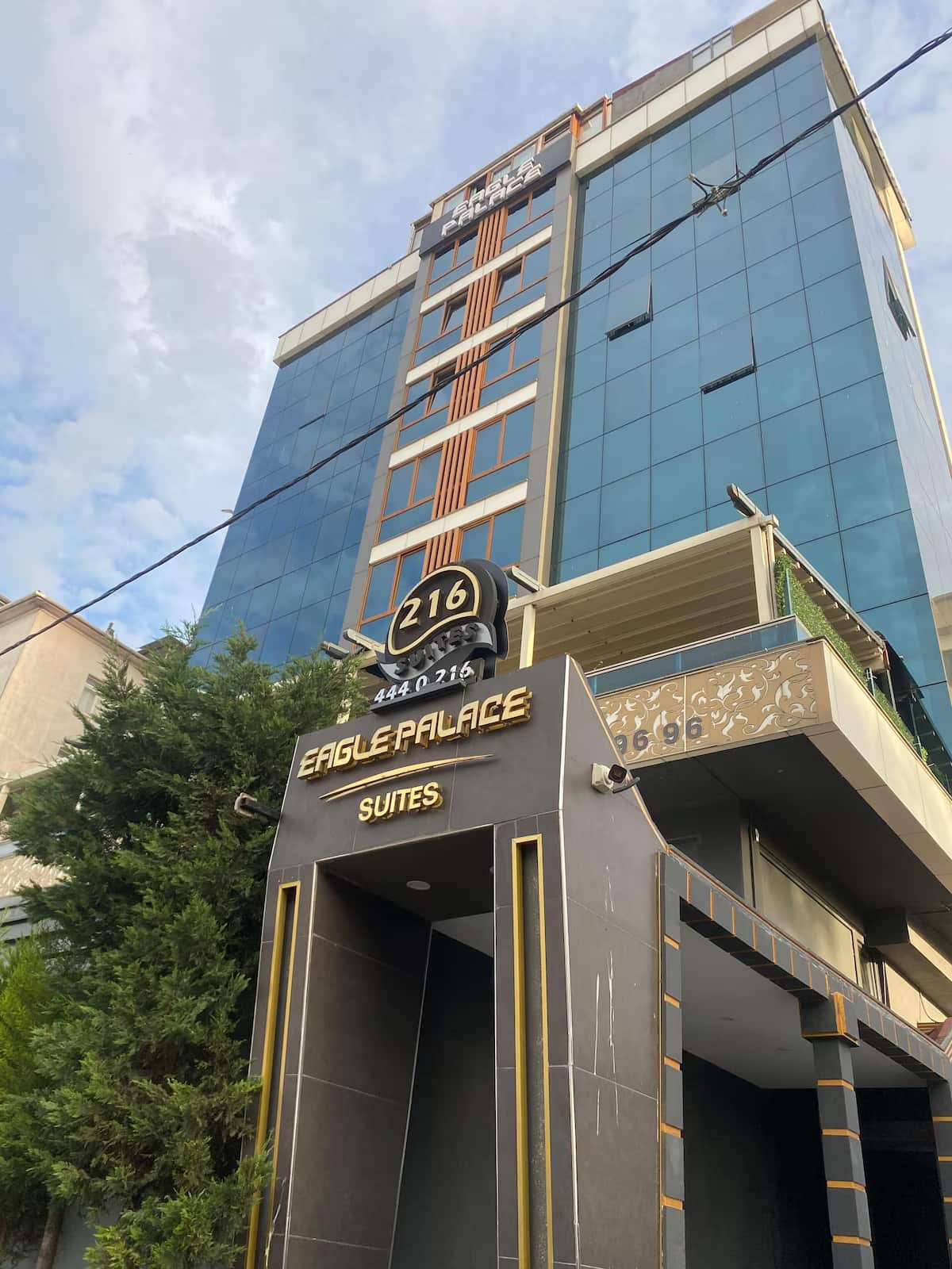 216 Eagle Palace Suite