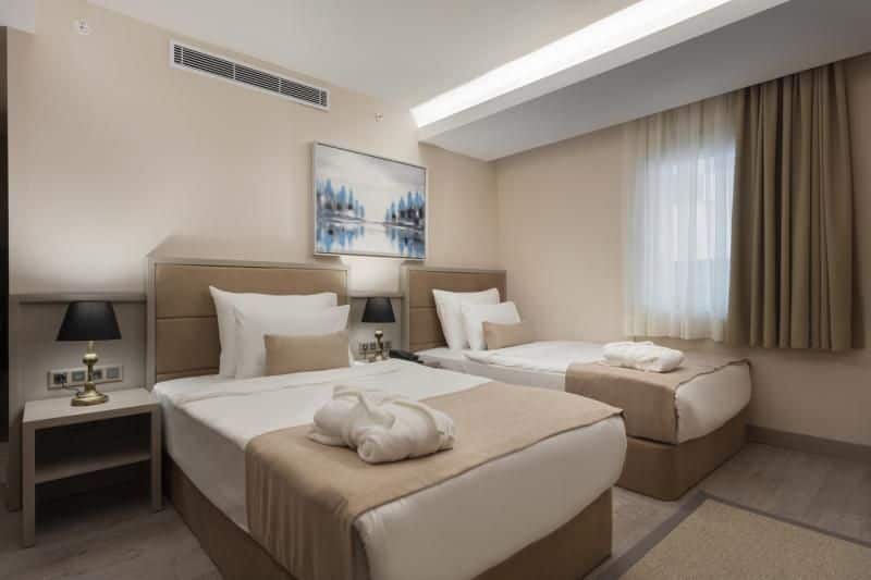 Economy Room