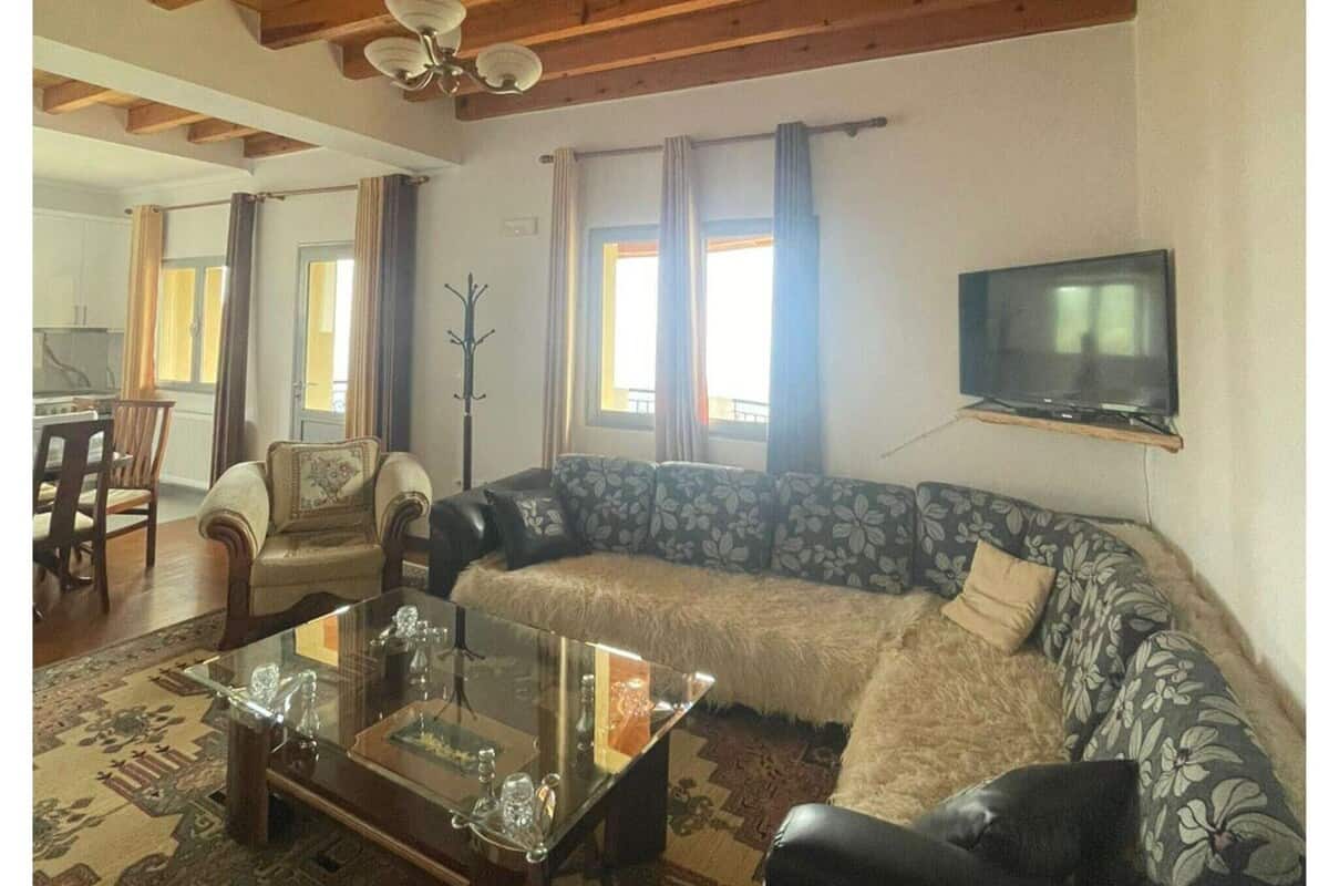 Suite with Mountain View