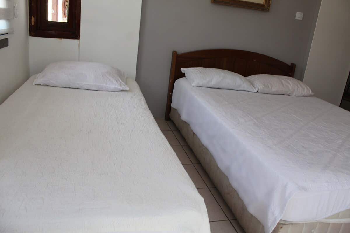 Doppelzimmer mit getrennten Betten