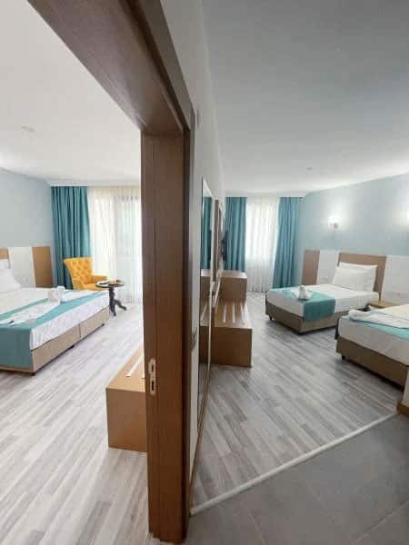 Room, Sea View