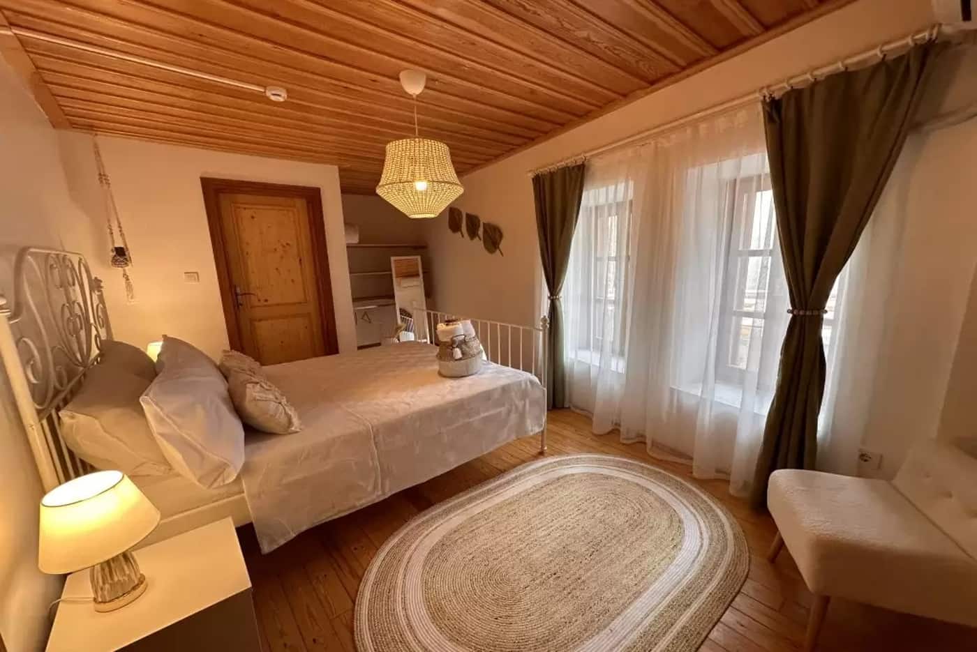 Superior Plus Room