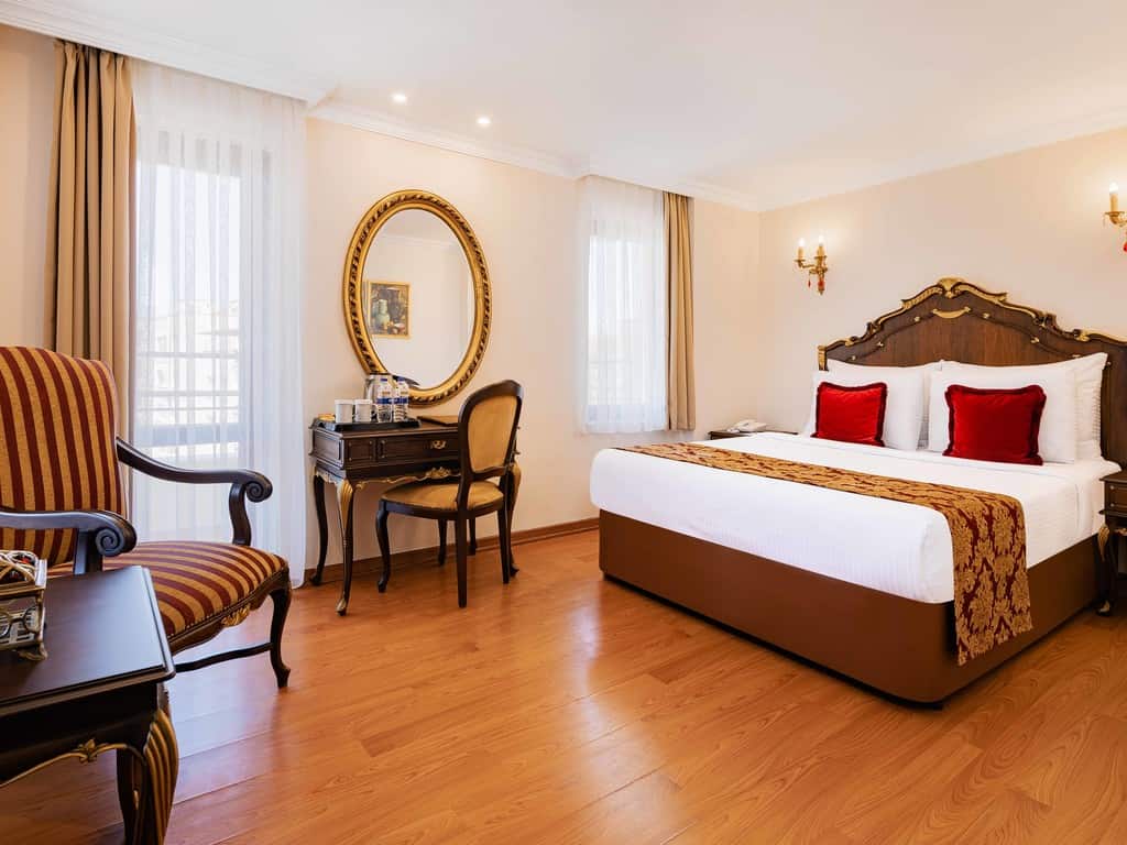 Queen Suite