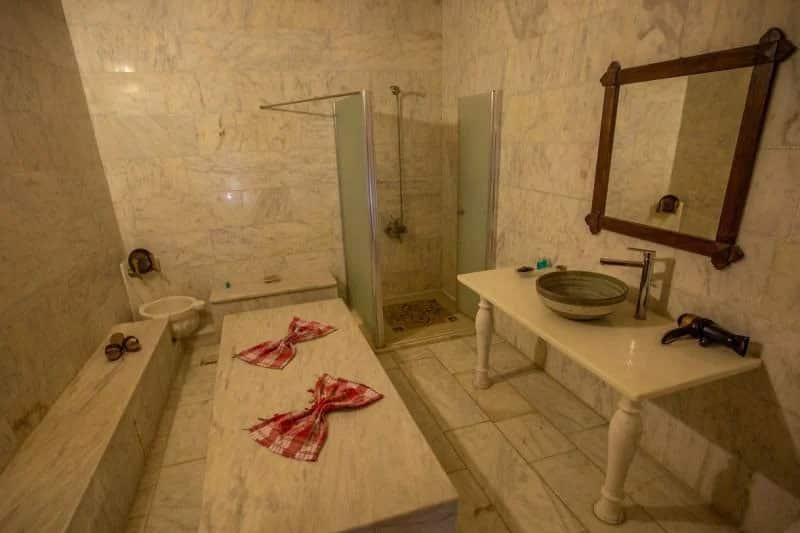 Zimmer mit türkischem Bad