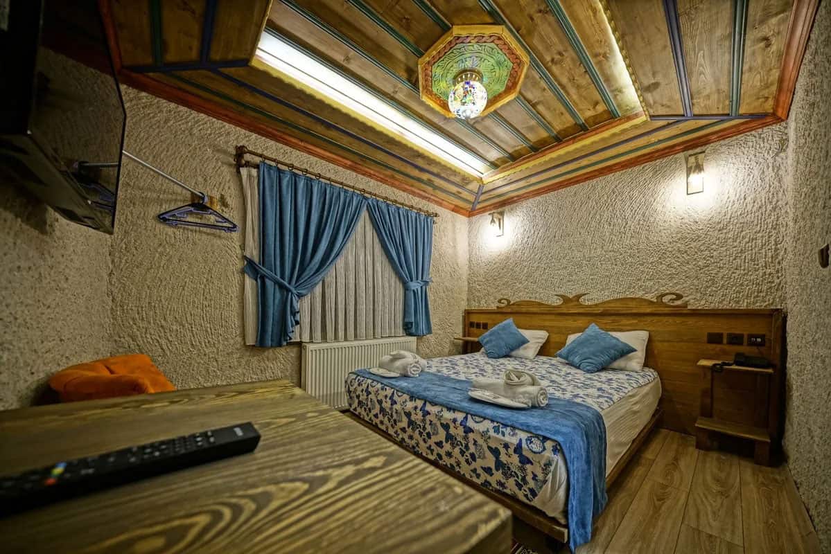 Standard-Economy-Steinzimmer 104
