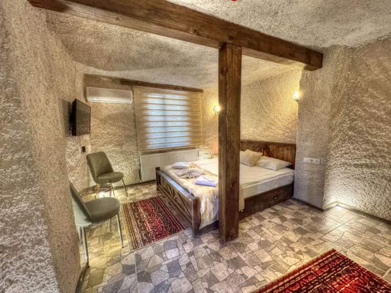Großes Zimmer