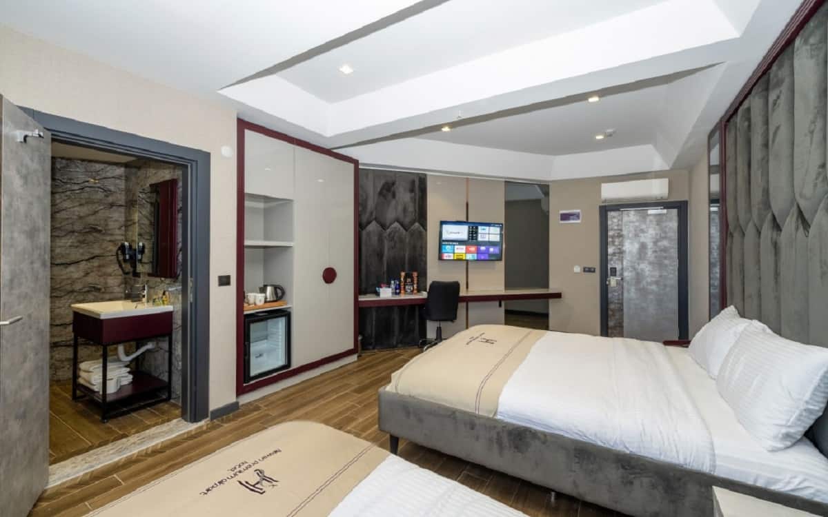 Deluxe Triple Room