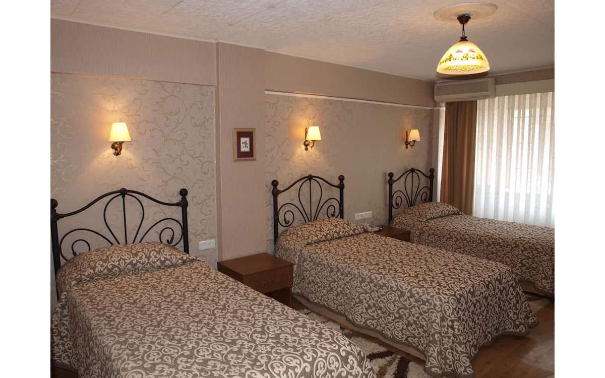 Standard-Dreibettzimmer