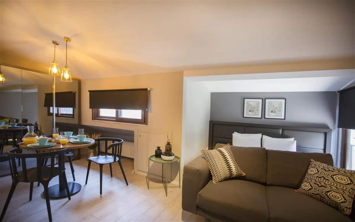 Zimmer mit Terrasse
