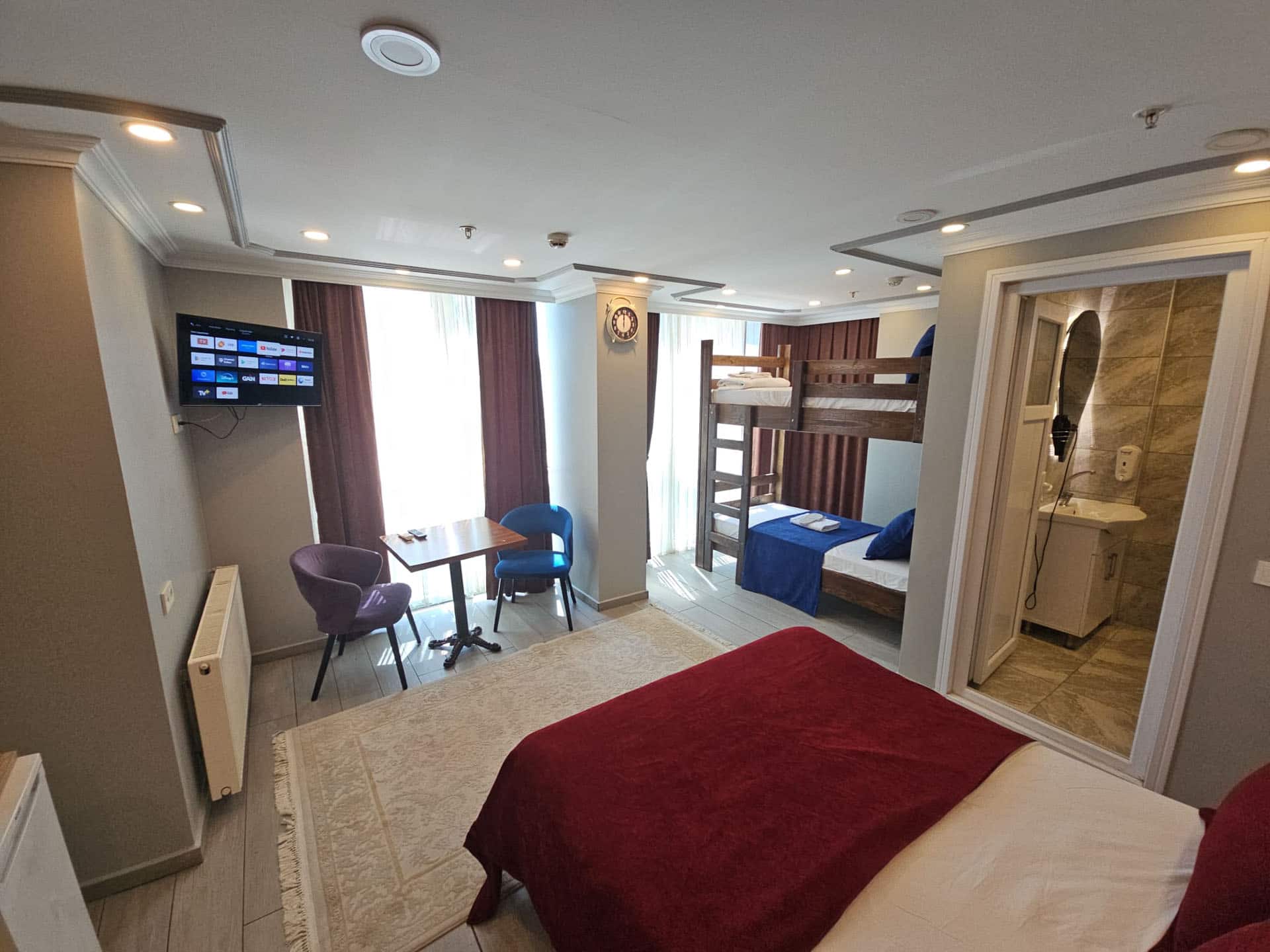 Triple Room