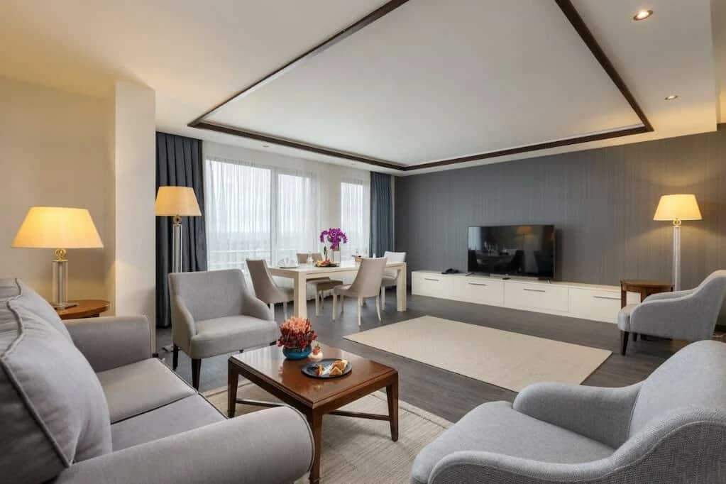 King Suite Room