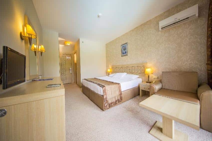 Standard-Doppelzimmer mit französischem Balkon