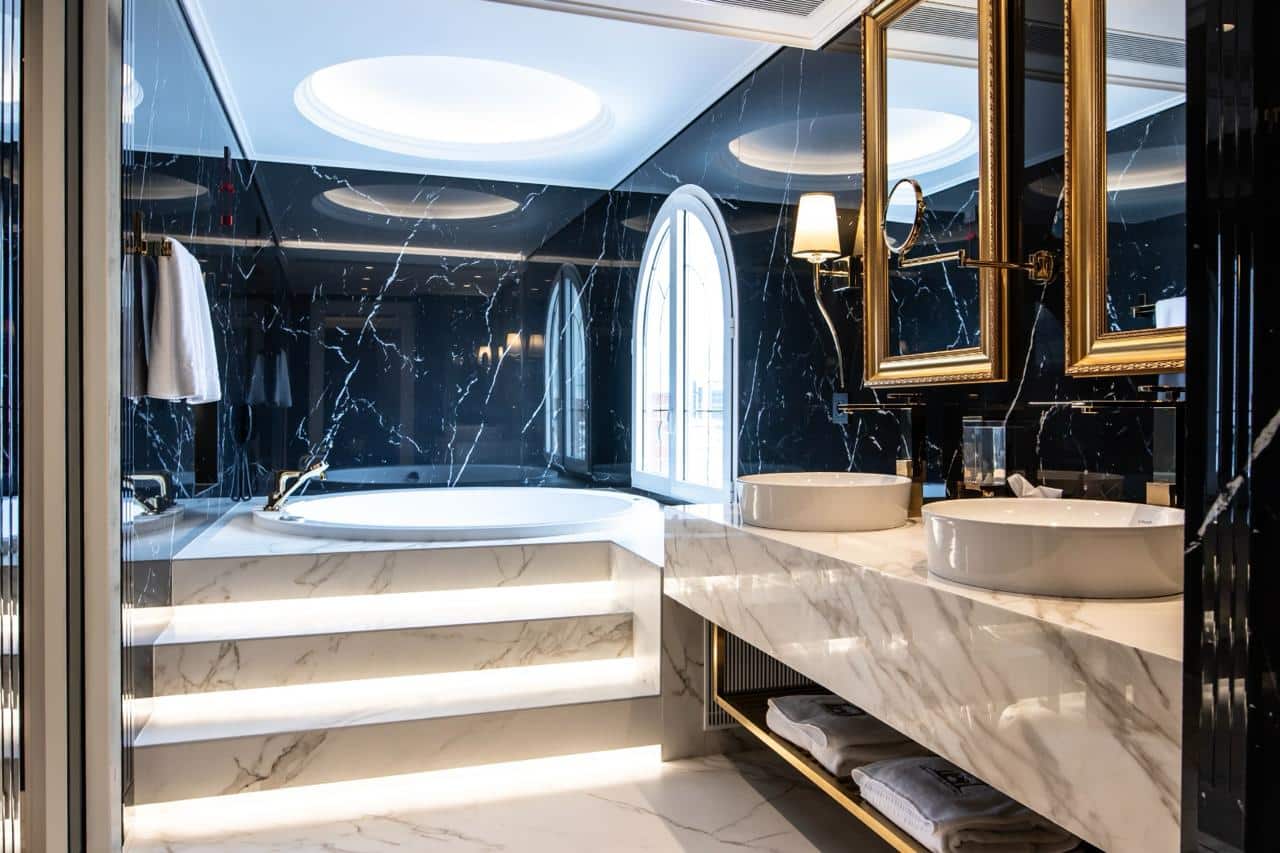 Suite royale